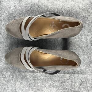 JOURNEE COLLECTION Loren Triple Strap Round Toe Pumps Heels 10 Grey‎ faux suede